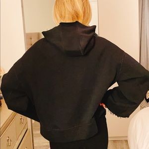 Alo Yoga- oversized black sweatshirt